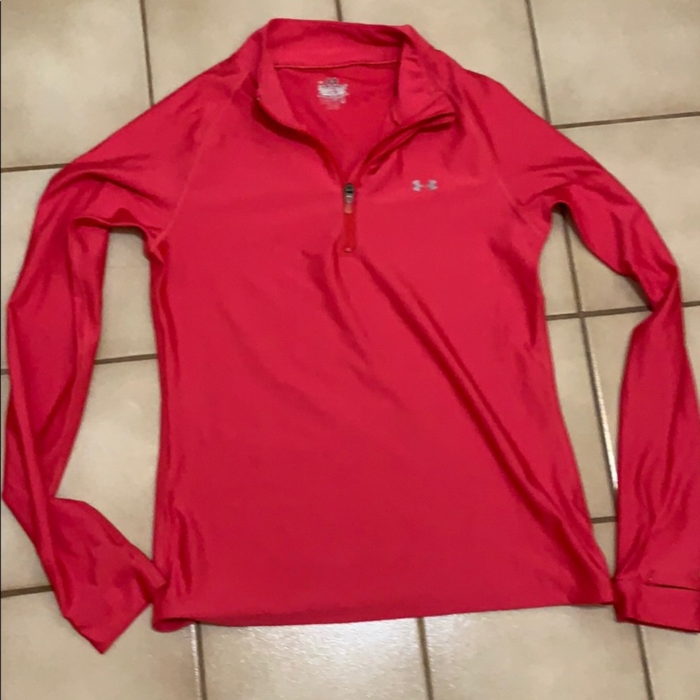 Under Armour long sleeve women’s small top!